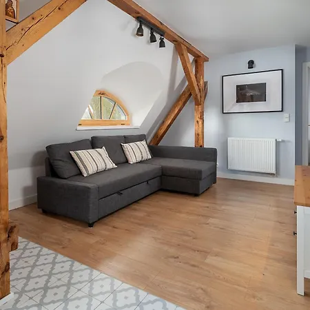 Zachodni Wiatr - Stratus I Cumulus * Białogóra